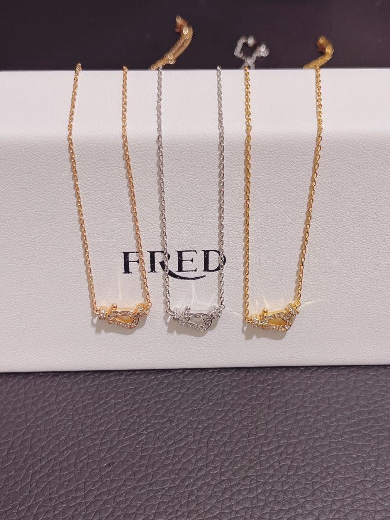 Unclassified Brand Necklaces